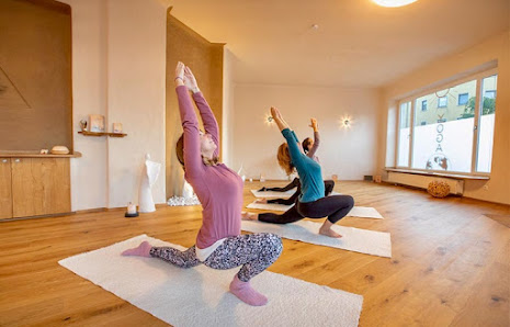 Yoga Yogastudio YogaSchule • Licht des Gedanken • Bewusstsein für Yoga