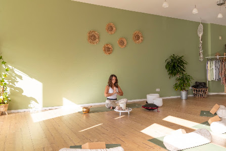 YOGA & MORE STUDIO