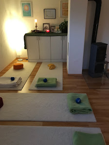 Heart & Soul Yoga & WomanMentoring - Petra Joser