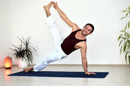 Yogathenics