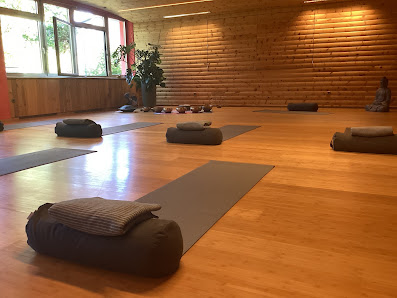 GAJAH-YOGA STUDIO