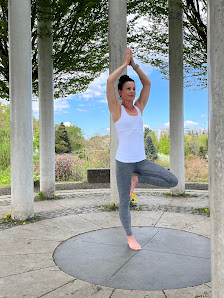 Aerial Yoga Airflow / Health & Mental Coaching Gaby Kurfess