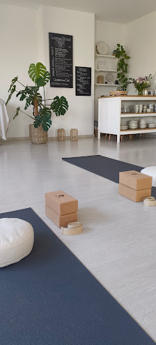 Kim Tarhan Yoga - Yoga Pilates Bodywork Studio in Ostfildern
