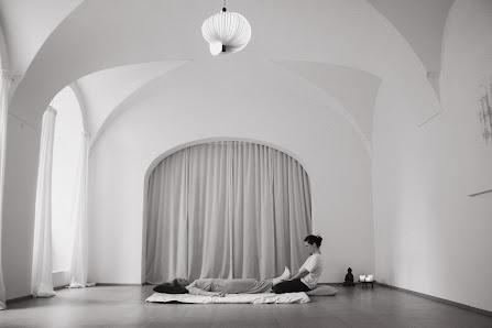 Mit-Magda Ashtanga Yoga, Körperarbeit, Coaching mit Gewaltfreier Kommunikation, Schwangerschaft