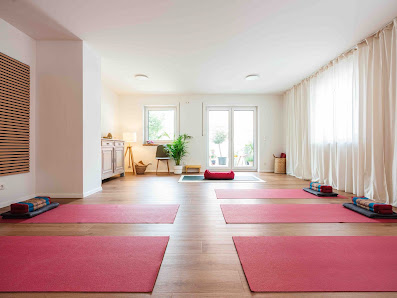 Sabine Klappenberger | Kundalini Yoga & Meditation | Regensburg