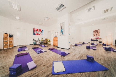 Yoga und Pilates - Sabine Diehl, Beratung für Sport und Gesundheit