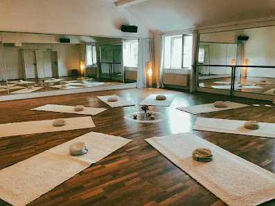 YOGA mit Jana