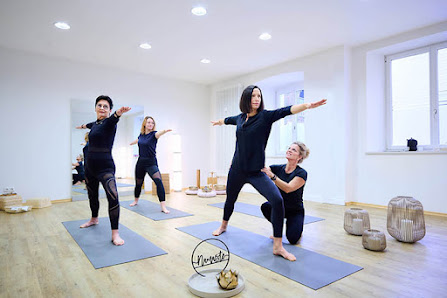 Gesund mit Yoga Anette Kammermeier