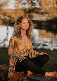 Higher Self Yoga mit Anna