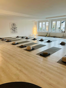 YOGAART Susanne Miller
