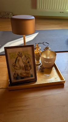 Namaste Yoga und Atem Maria Wiedermann