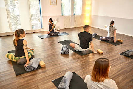 Chi Loft | Yoga, Pilates und mehr...
