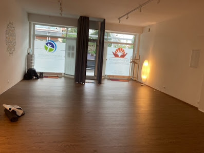 Rehasport in Burghausen - Zentrum für Yoga, Prävention und Gesundheit - Susanne Böhm