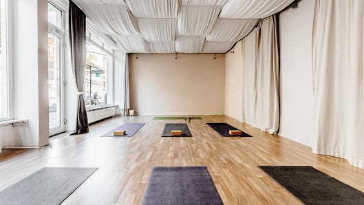 Born Yin Yoga & Wellness