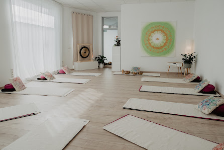 Lotus Licht Meditation und Yoga