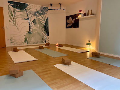 Lillyweyandyoga