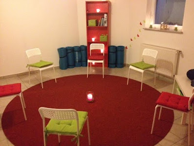 Yoga, Entspannung, Energiearbeit Heike Helten