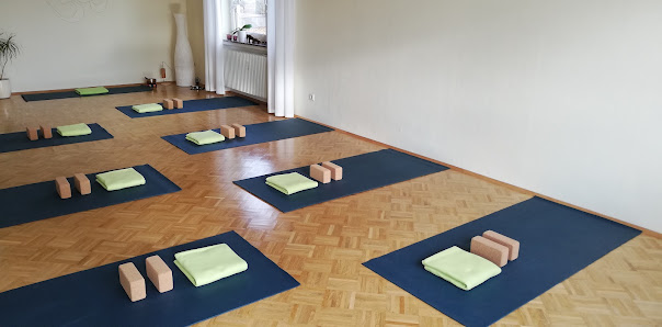 YOGARAUM Rosel Botte Yogalehrerin BDY/EYU