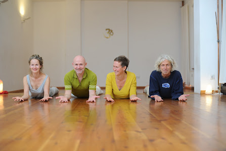 Yoga Wins60