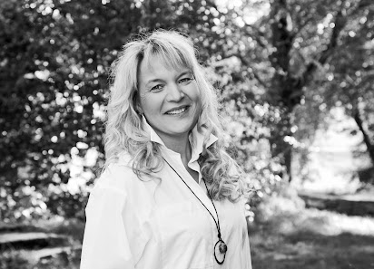 Bettina Gebhard Studio Namaste
