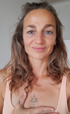 Anne Weidauer - ganzheitlich gesund - Yoga Mi