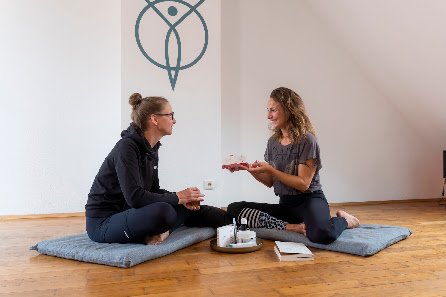 Anne Weidauer - ganzheitlich gesund - Yoga Mi