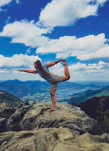 Yoga mit Mona