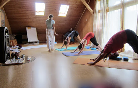 Yoga Schule Kusuma