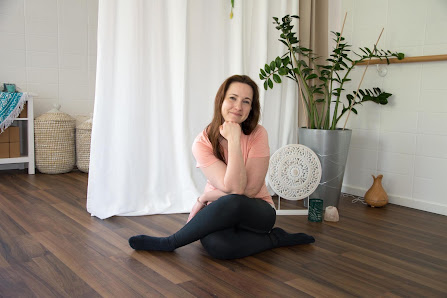 Michaela Hupf Sunflower Yogi