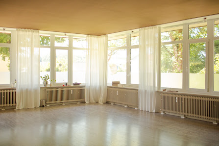 Nari Studio Yoga | Pilates | Reformer