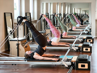 CPY Center of Pilates & Yoga