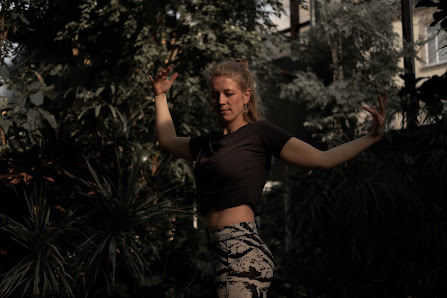 FIONA TREIBER - Balinesische Massage • Embodied Yoga • Business Coaching für Frauen