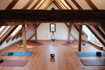 Yoga Isaprana