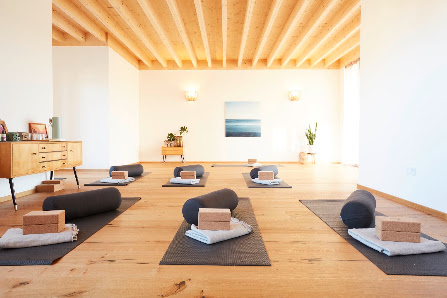 Yogasee