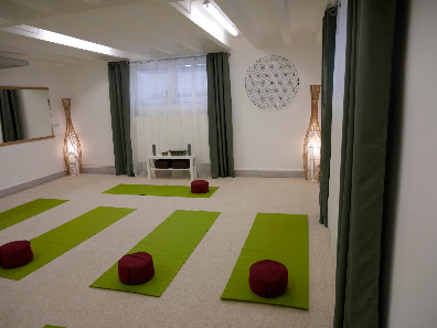 Yoga Nina Lattus