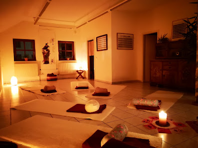 Yoga & Klang - Marion Bögner
