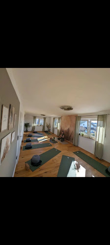 Lunaris Yoga / Christina