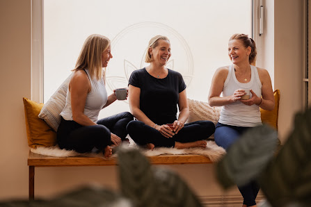 Dreiklang Sperenberg - Yoga · Sporttherapie · Klang