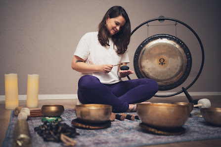 Julia Brauer - Heilpraktikerin für Psychotherapie & Yogalehrerin