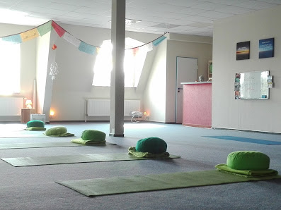 Yoga-Papenburg.de - Yoga-Kurse Yogaschule Yogatherapie - Emsland