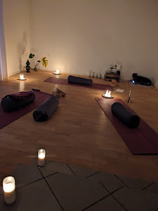 Myriam Bonner Yoga