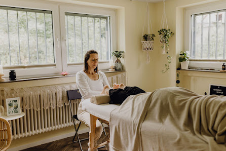 Silke Pöhlsen I Yogalehrerin & Körpertherapeutin