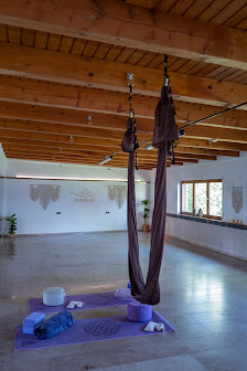 YOGA Lodge
