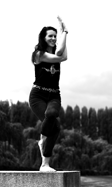 Schwarzes Yoga