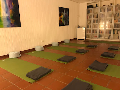 fraufreu: Integrale Lebenspraxis mit Jutta Stengel/Yoga