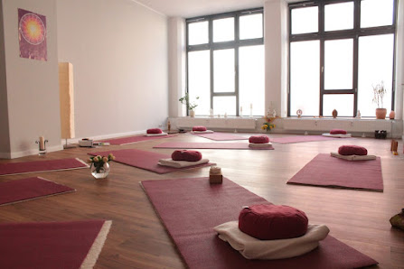 Silke Burmeister Hebamme und Yoga-Lehrerin