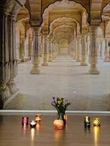 Shanti Yoga Claudia Stenzel