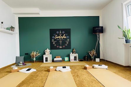 Yogastudio Santosha-Zufriedenheit