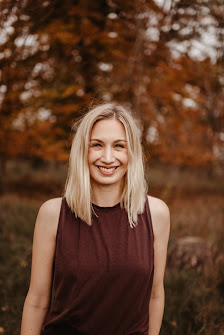 Lena Neugebauer - Yoga