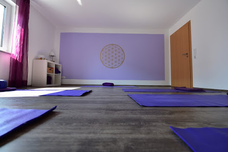 Kalyana Yoga - Elisabeth Blässing